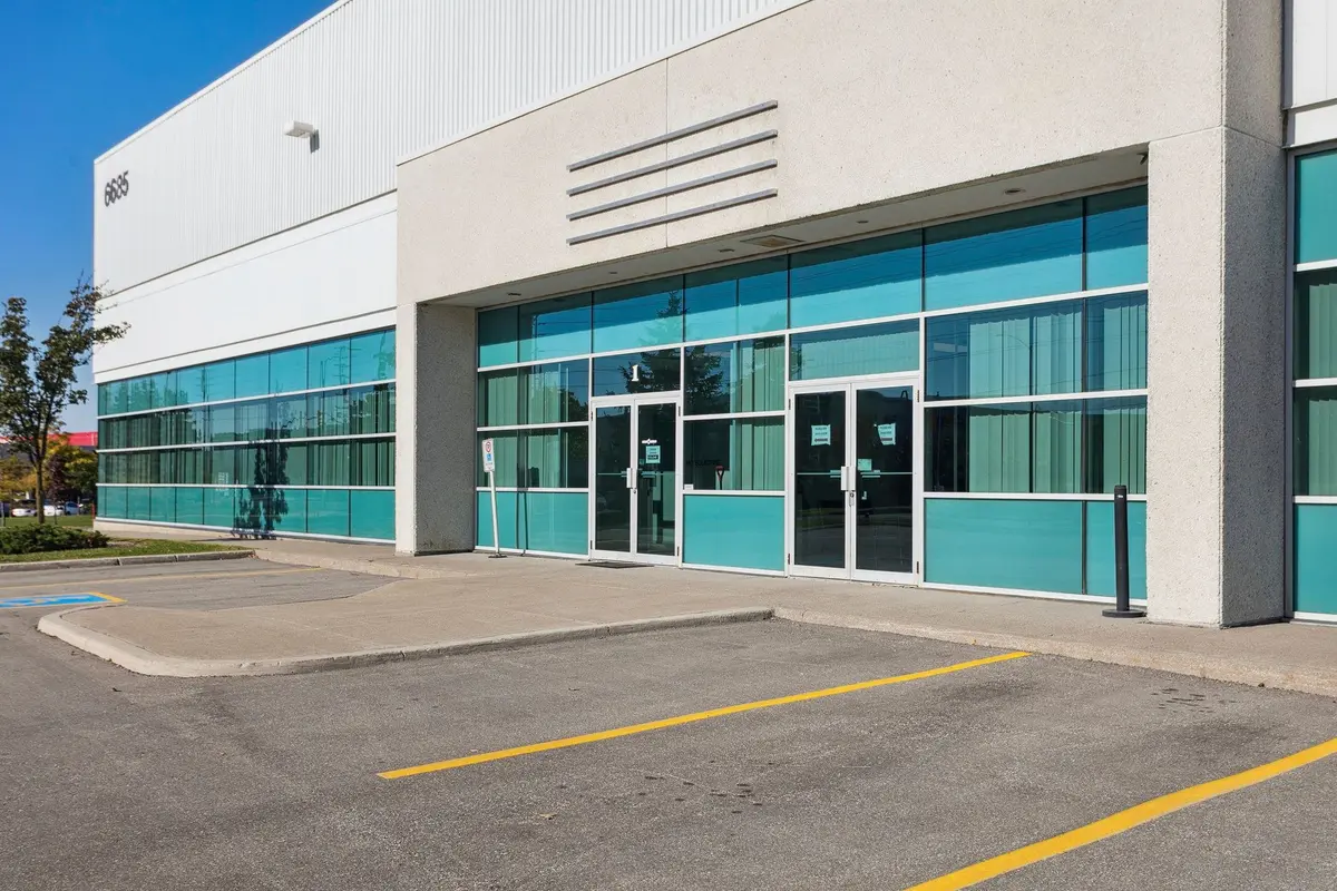 6685 Kennedy RD N #1, Mississauga, ON L5T 3A5