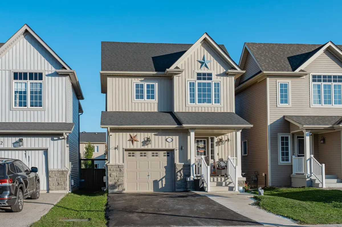 24 Courtney ST, Centre Wellington, ON N1M 0C9