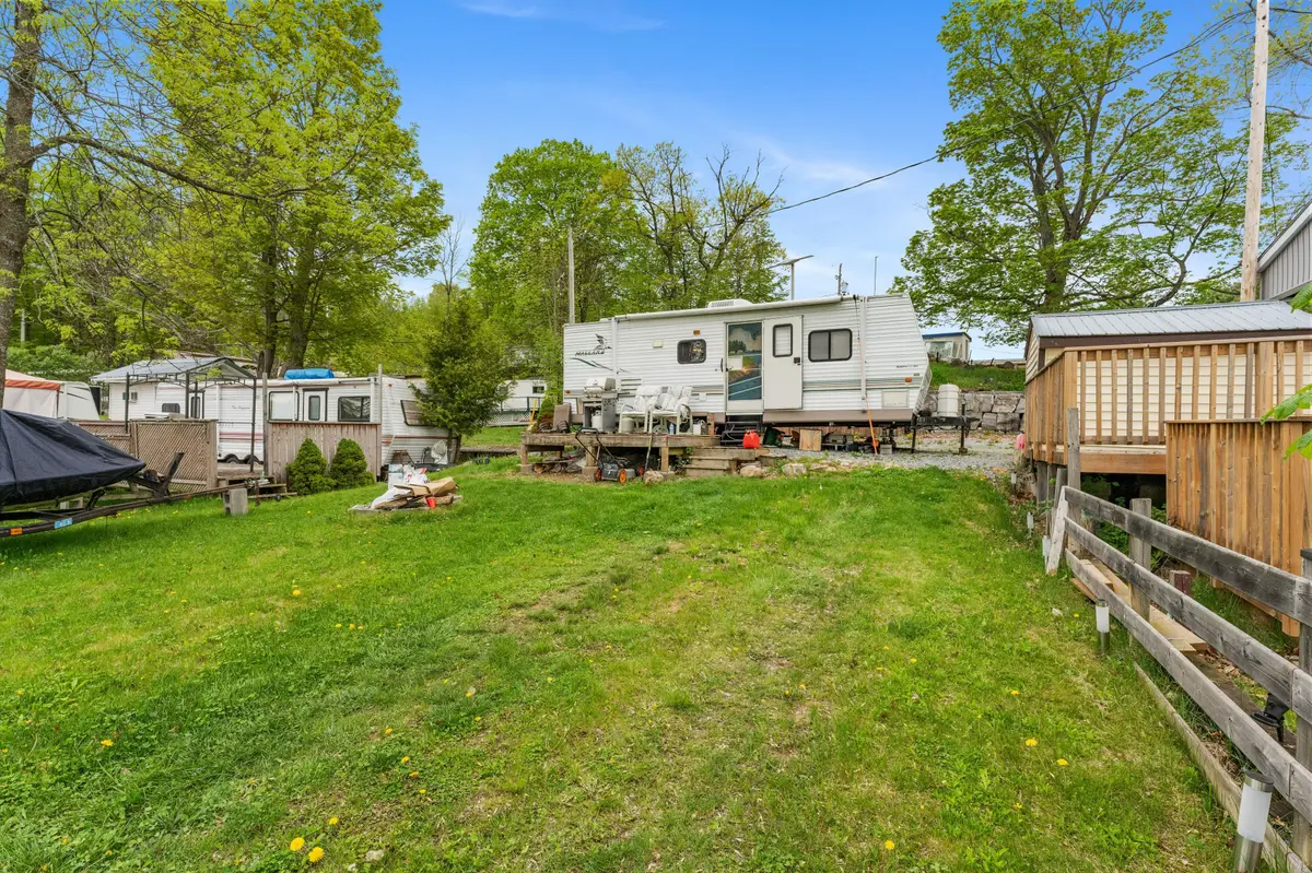 9 Glenford LN #13, Frontenac, ON K0H 1T0