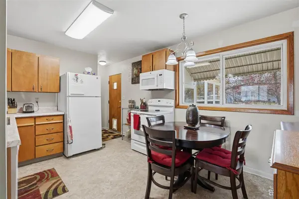 1429 Spruce St, Iowa City, IA 52240