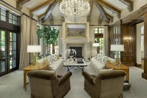 15 Robledo Drive, Dallas, TX 75230