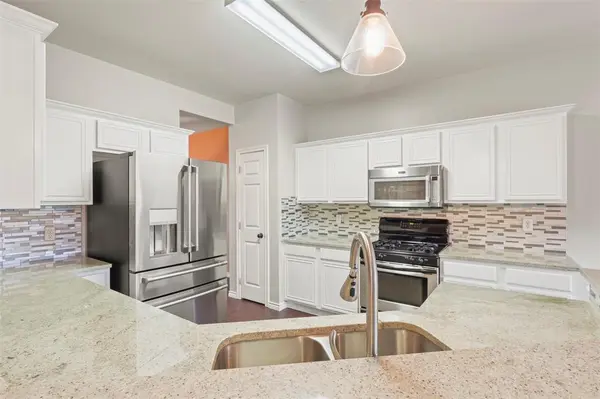 4307 Windy Meadow Drive, Corinth, TX 76208