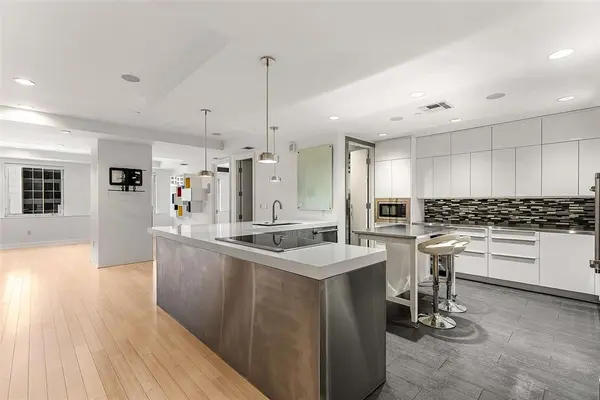 1505 Elm Street #1003, Dallas, TX 75201