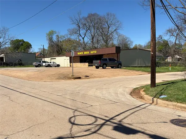 601 W Lacy Street, Palestine, TX 75801