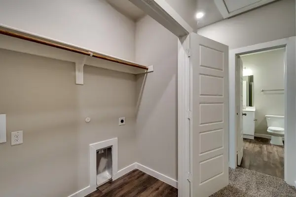 737 Wheatfield Drive, Venus, TX 76084