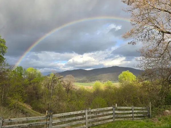 2107 Charlemont RD,  Big Island,  VA 24526