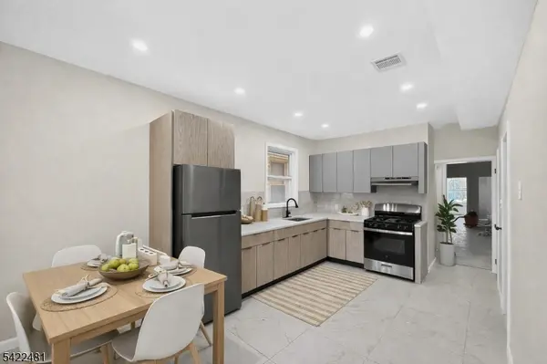 345 Walnut St #2R, Newark City, NJ 07105