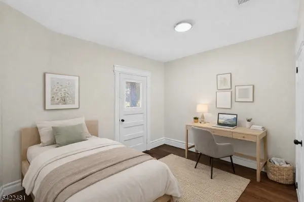 345 Walnut St #2R, Newark City, NJ 07105