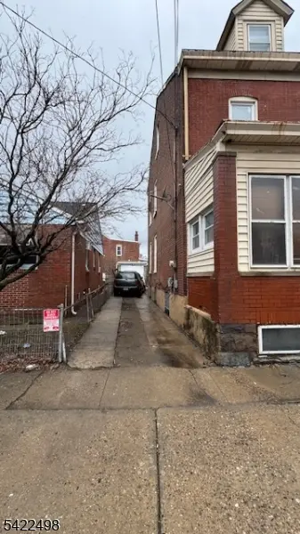 182 Liberty St, Trenton City, NJ 08611