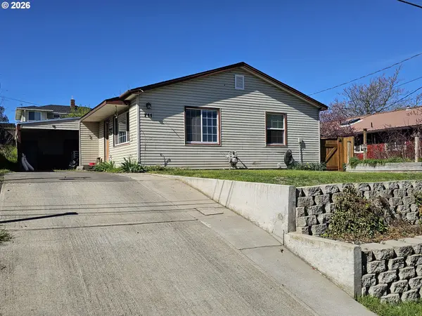 711 SE 8TH ST, Pendleton, OR 97801