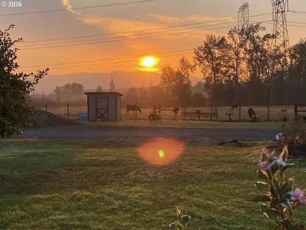 35377 EDE RD, Lebanon, OR 97355