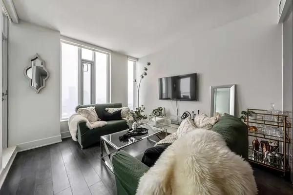 901 10 AVE SW #2807, Calgary, AB T2R 0B5