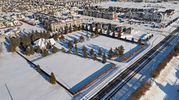 2650 55 ST, Red Deer, AB T4P 0Y3