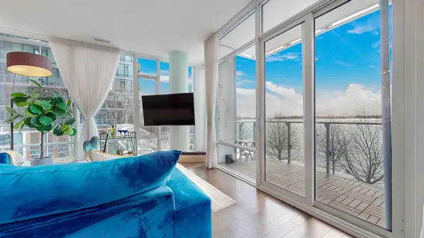 29 Queens Quay E #314, Toronto C08, ON M5E 0A4