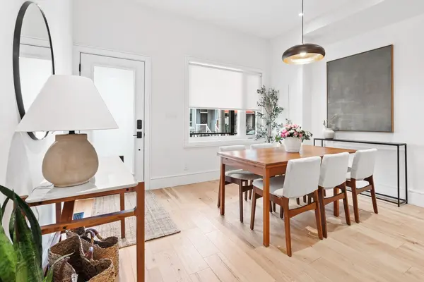 23 Manning AVE, Toronto C01, ON M6J 2K3