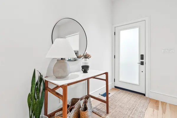 23 Manning AVE, Toronto C01, ON M6J 2K3