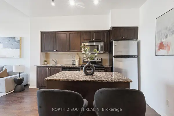 215 Fort York BLVD #712, Toronto C01, ON M5V 4A2