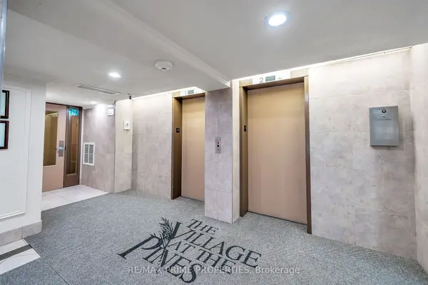 1535 Diefenbaker CT #302, Pickering, ON L1V 3W2