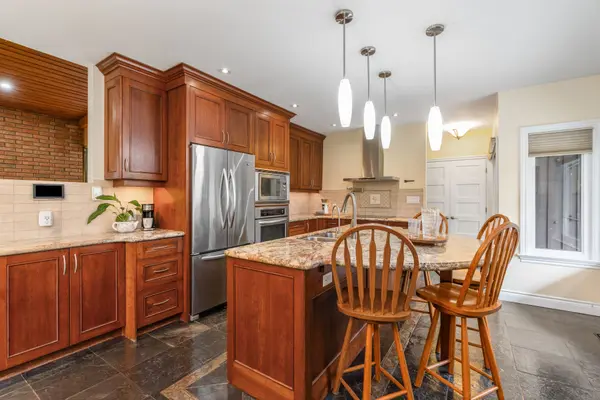 5565 5th Line, New Tecumseth, ON L0G 1W0