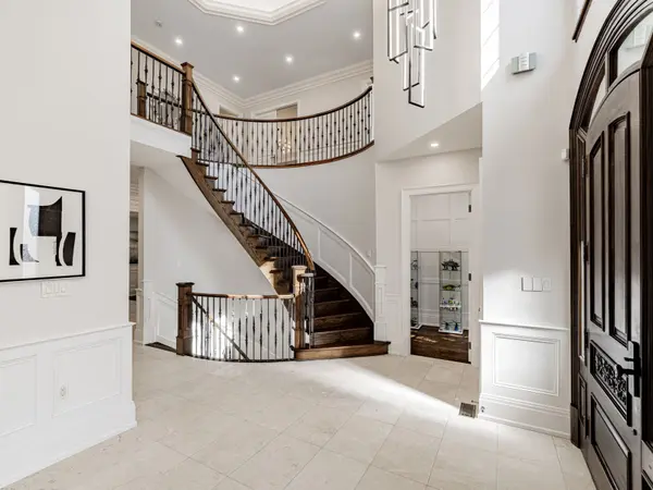 134 Spruce AVE, Richmond Hill, ON L4C 6W1