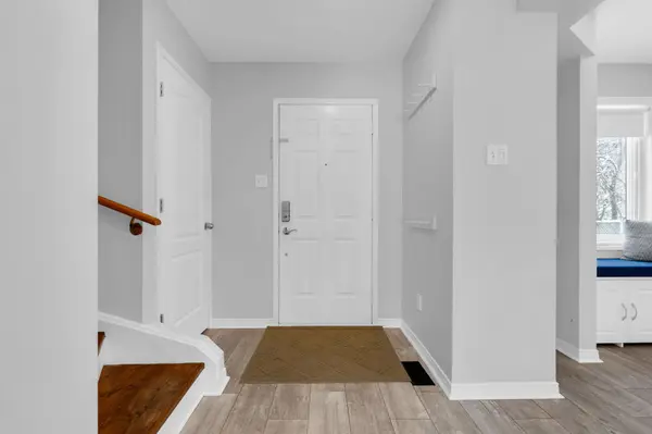 20 Daniele AVE S, New Tecumseth, ON L0G 1A0