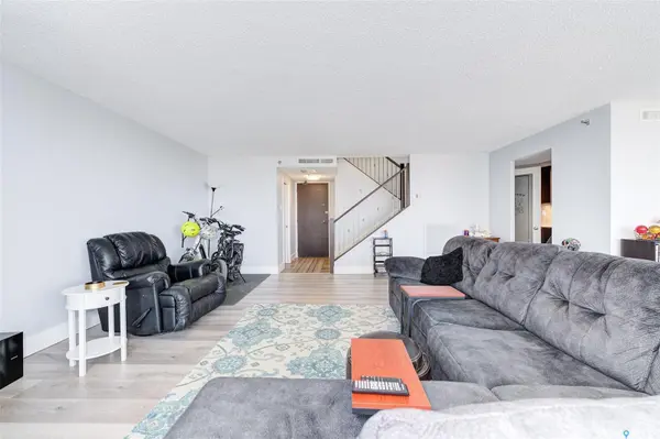 315 5th AVENUE #1403, Saskatoon, SK S7K 5Z8