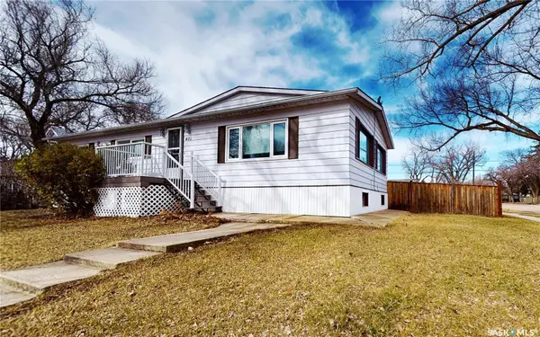 401 Walsh STREET, Maple Creek, SK S0N 1N0