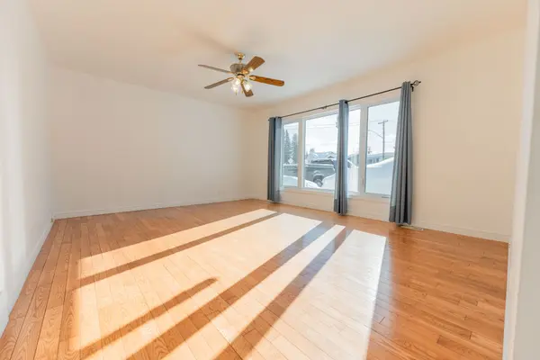 30 Pine CRES, Kapuskasing, ON P5N 1X7