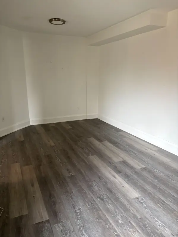 63 Clover Bloom RD #Main/Second Floor, Brampton, ON L6R 1S4