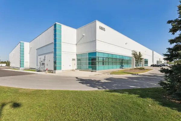 6685 Kennedy RD N #1, Mississauga, ON L5T 3A5