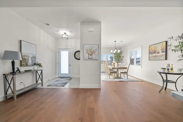 44 Fraser DR, Quinte West, ON K0K 1E0