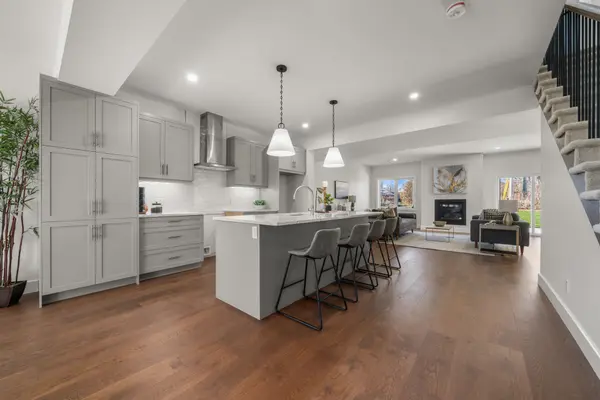 44 Fraser DR, Quinte West, ON K0K 1E0