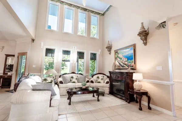 6228 Bethel RD, Warwick, ON N0M 2S0