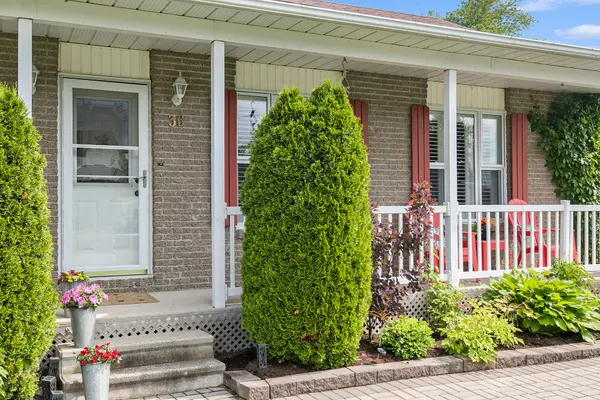 36 Desnoyers ST, Casselman, ON K0A 1M0