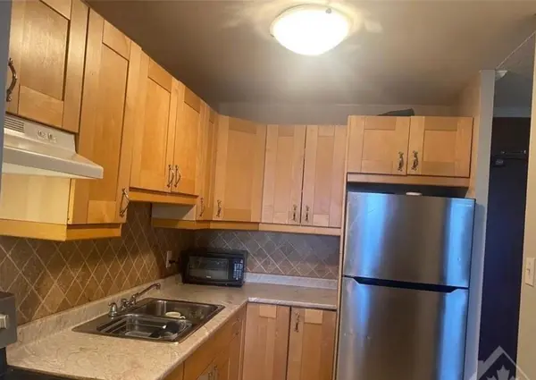 2000 Jasmine CRES #609, Beacon Hill North - South And Area, ON K1J 8K4