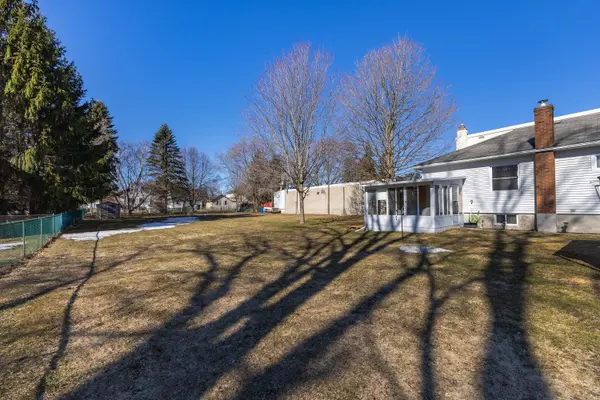 170 Robinson ST, Greater Napanee, ON K7R 2S4