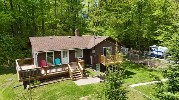 164 Trout Lake RD, Faraday, ON K0L 1C0