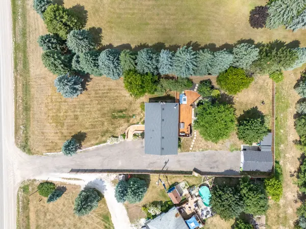 5527 Trafalgar RD, Erin, ON N0B 1T0