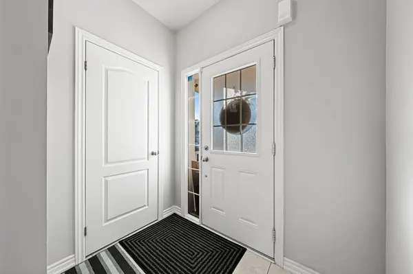 24 Courtney ST, Centre Wellington, ON N1M 0C9