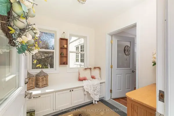 96 Island RD, Prince Edward County, ON K0K 2T0