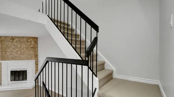 195 Sherway DR, Barrhaven, ON K2J 1Y1