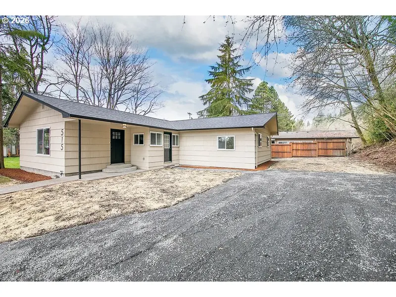 515 E PINE ST, Centralia, WA 98531