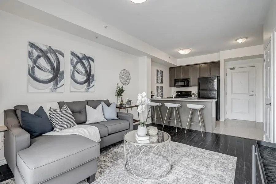 5010 Corporate DR #238, Burlington, ON L7L 0H6