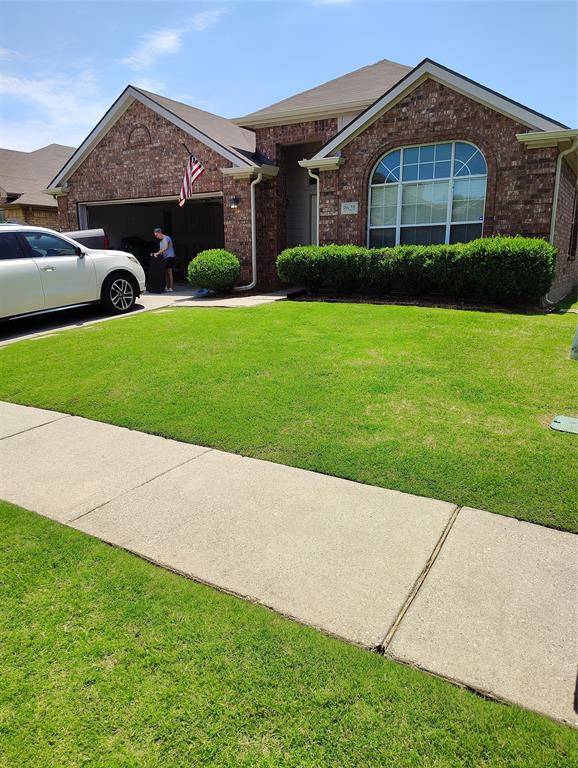 8628 Wagon Trail, Cross Roads, TX 76227