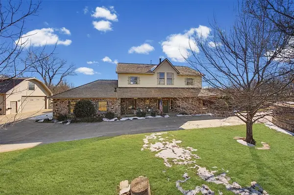 168 Mesa Grande Drive, Fort Worth, TX 76108