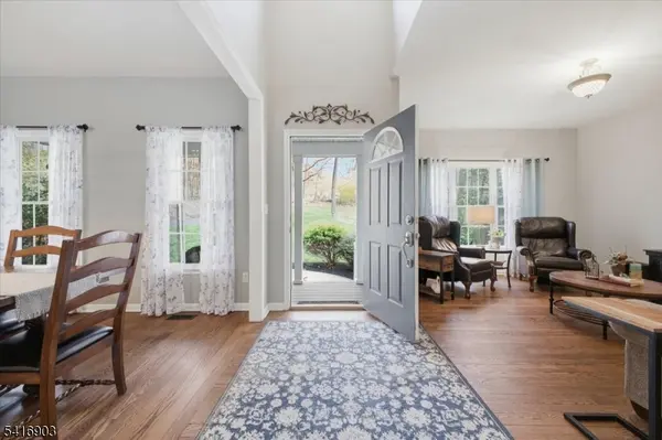 15 Ike Williams Rd, Hampton Twp., NJ 07860