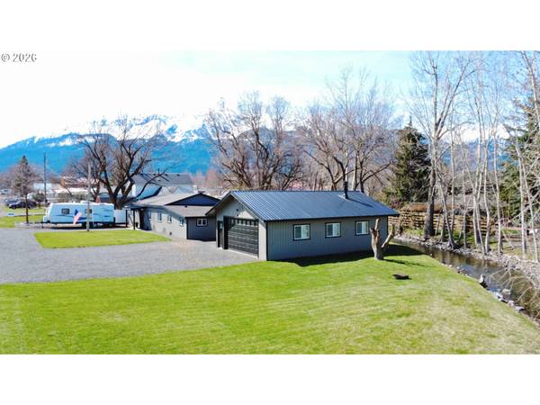 403 N LAKE ST, Joseph, OR 97846