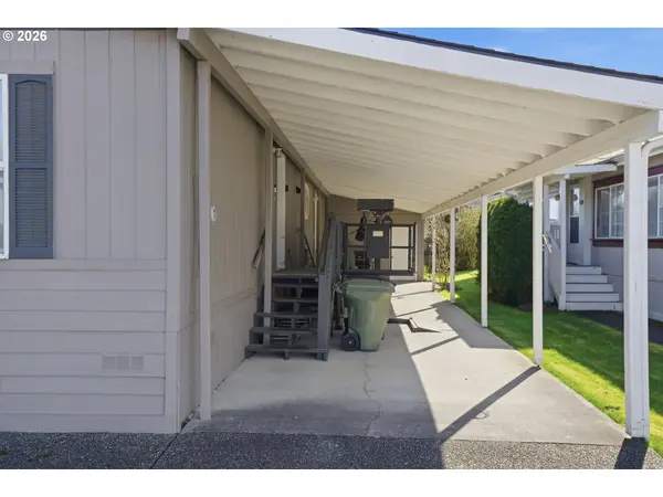 369 GUN CLUB RD #10, Woodland, WA 98674