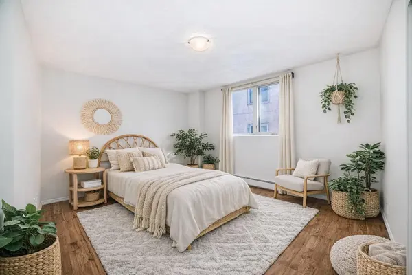 320 24 AVE SW #408, Calgary, AB T2R 1R4