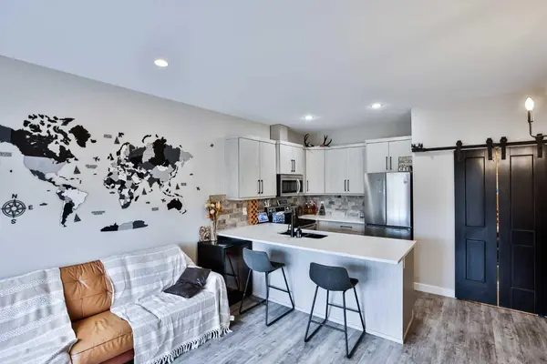 1580 Stafford DR N #1, Lethbridge, AB T1H 7G8